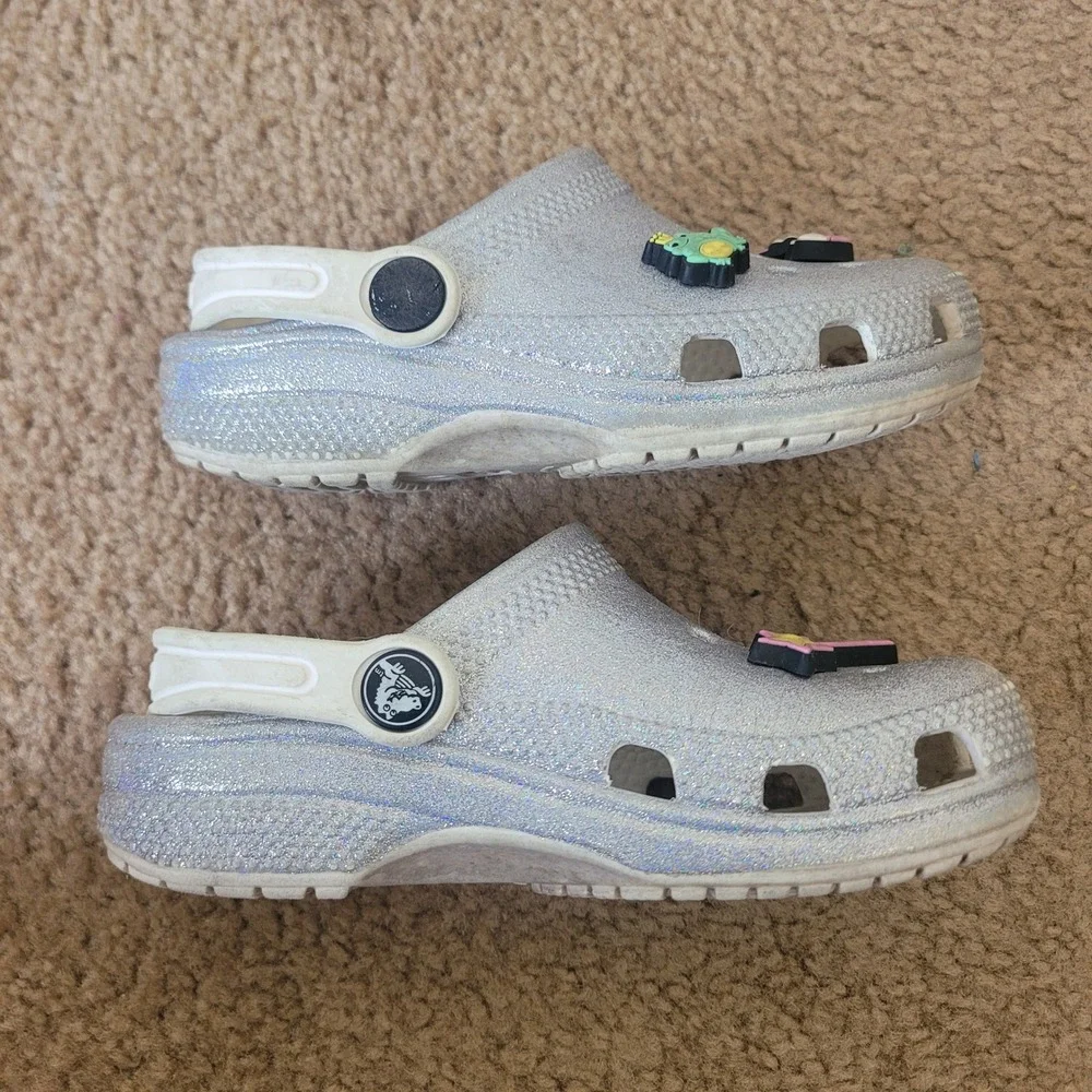 Crocs Kids 11 Classic Glitter Clog Silver Sparkle Unicorn Rainbow‎ Charms Shoes